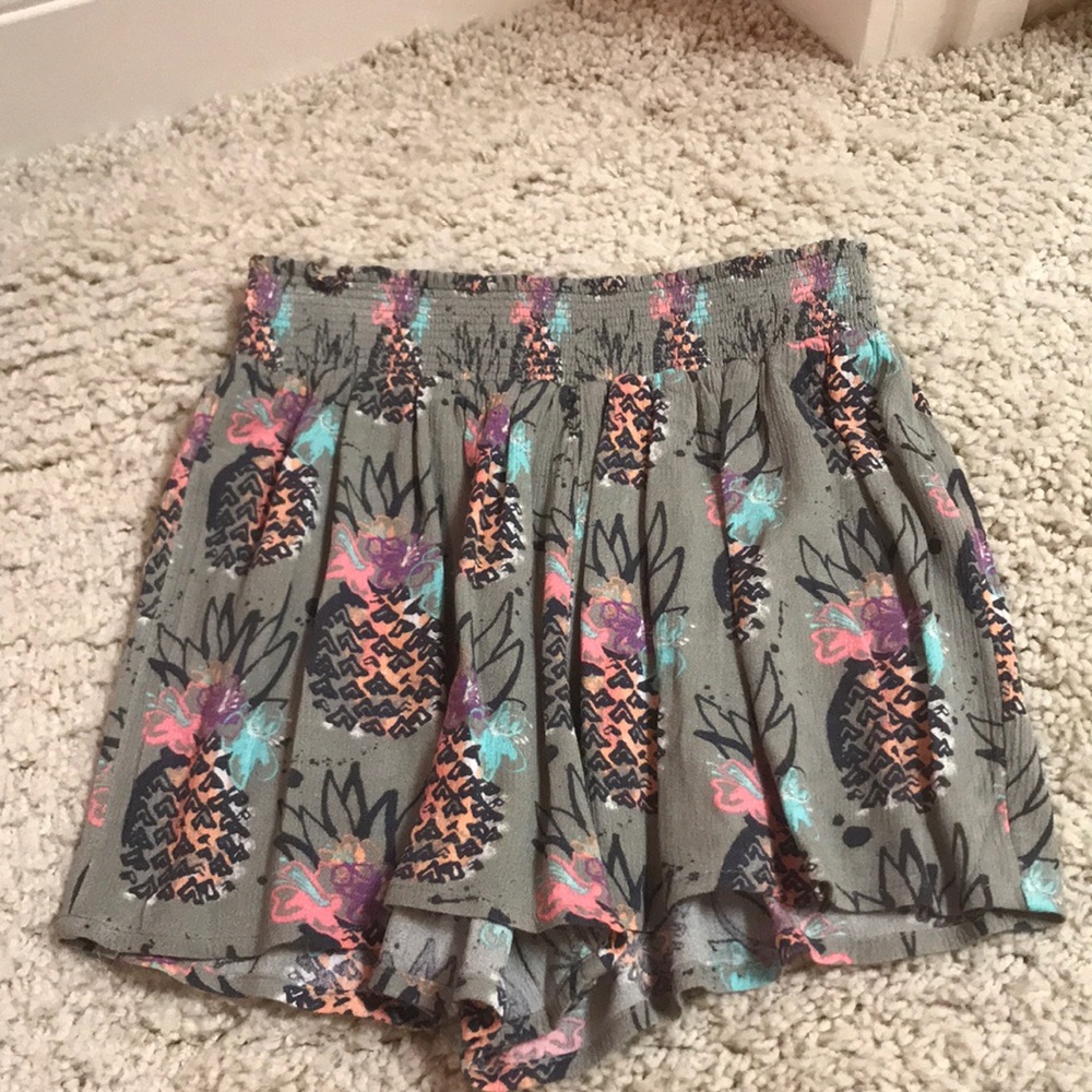 Pineapple print comfy shorts
